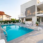 Hotel de apartamente Heraclea Luxury 3*