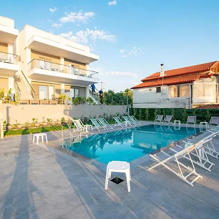 아파트호텔 Heraclea Luxury 3*