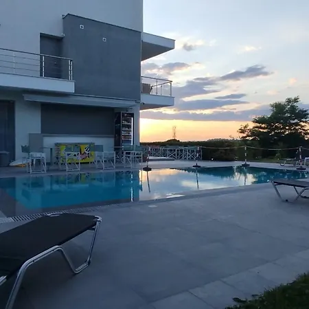 Heraclea Luxury 3* Néa Iráklia