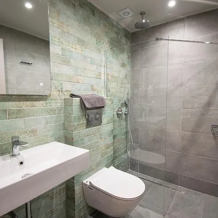 Heraclea Luxury *