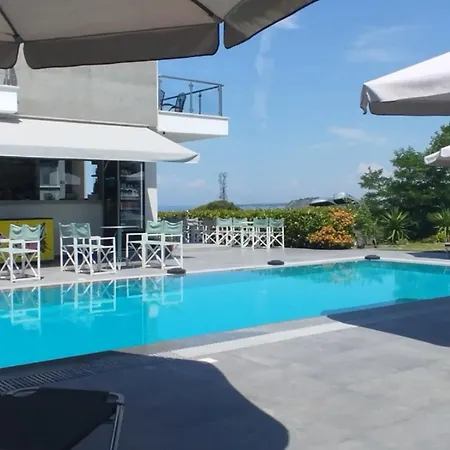 Heraclea Luxury 3* 尼亚伊拉克利亚